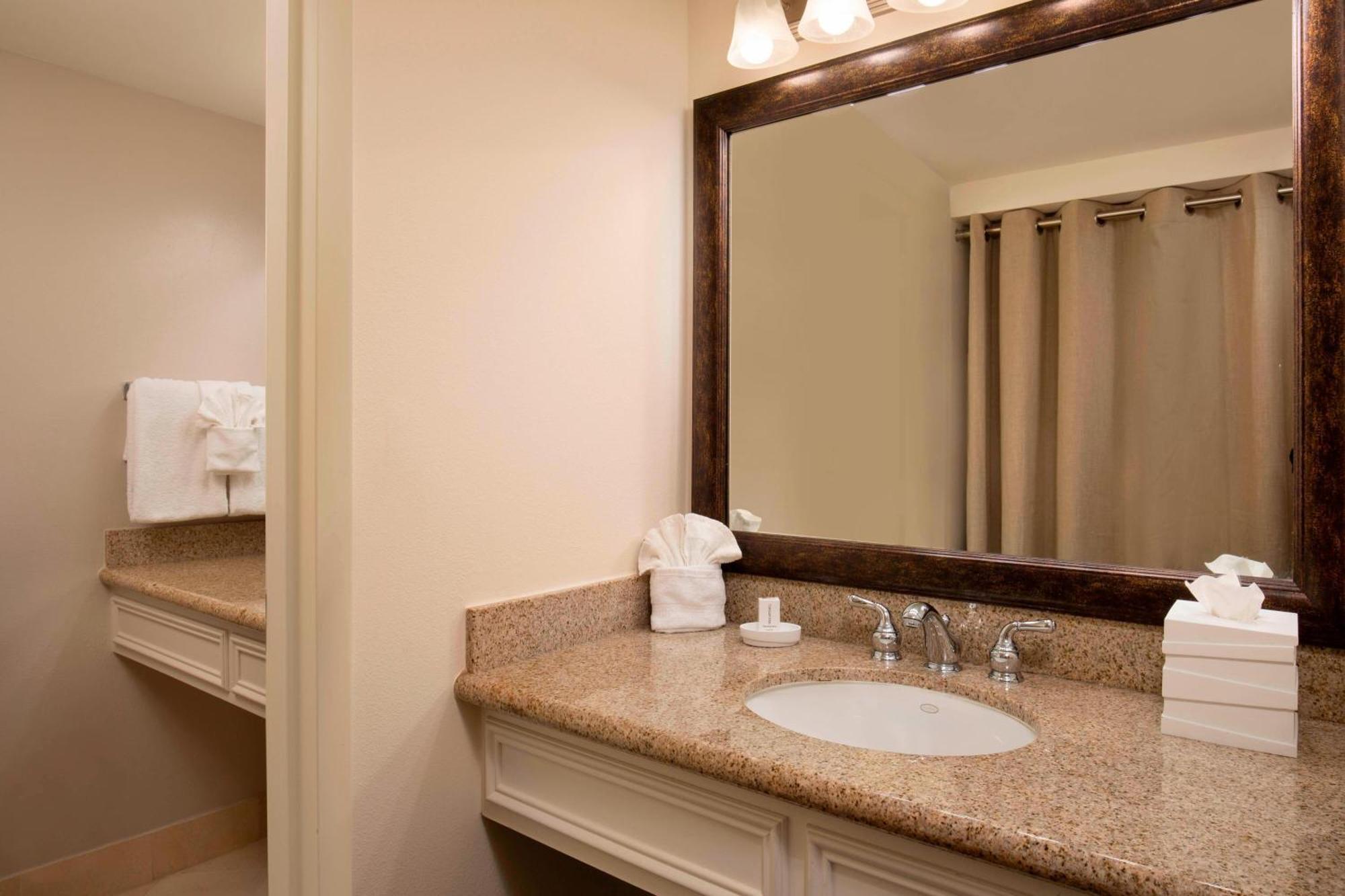 Courtyard By Marriott Key Largo Hotel Buitenkant foto